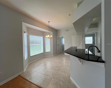 1831 Abbots Hill Drive - Photo Thumbnail 10