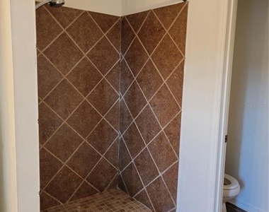 921 Beresford Way - Photo Thumbnail 14