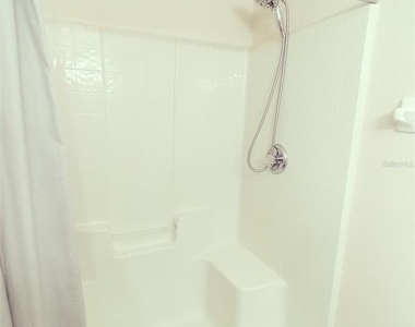 17411 Woodcrest Way - Photo Thumbnail 38