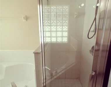 17411 Woodcrest Way - Photo Thumbnail 25