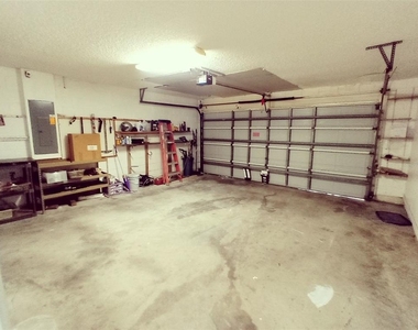 17411 Woodcrest Way - Photo Thumbnail 30