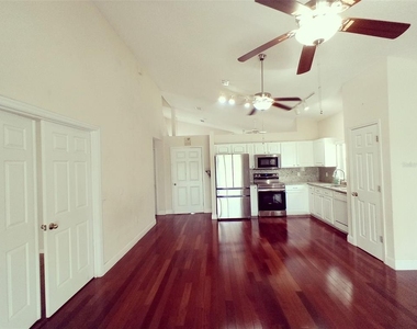 17411 Woodcrest Way - Photo Thumbnail 13
