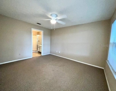 2585 Grassy Point Drive - Photo Thumbnail 17