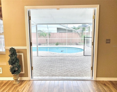 22815 Richardson Lane - Photo Thumbnail 4