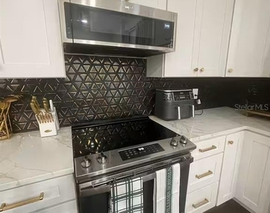 4 Cardinal Drive - Photo Thumbnail 9