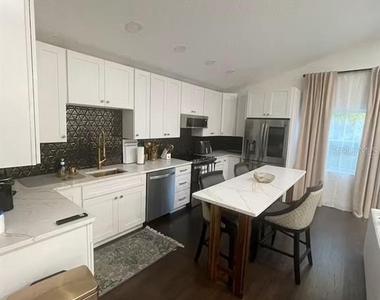 4 Cardinal Drive - Photo Thumbnail 3