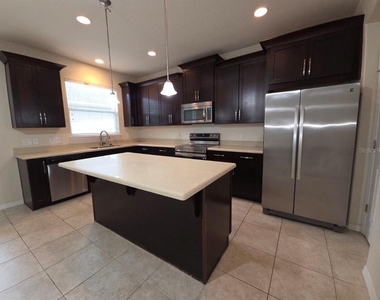 8428 Iron Mountain Trail - Photo Thumbnail 6