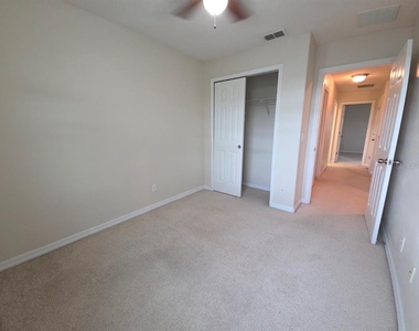 8428 Iron Mountain Trail - Photo Thumbnail 22