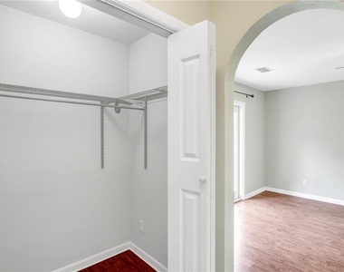 1840 Highland Park Road - Photo Thumbnail 9