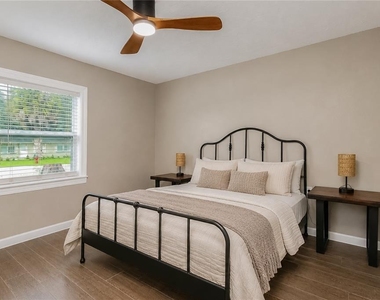 2607 Ne 16th Avenue - Photo Thumbnail 12
