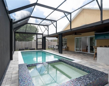 1621 Boulder Creek - Photo Thumbnail 17