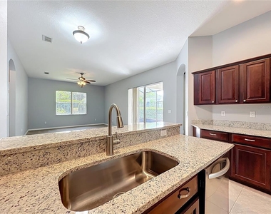 903 Kersfield Circle - Photo Thumbnail 9