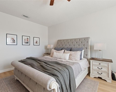 1501 Woodlark Drive - Photo Thumbnail 27