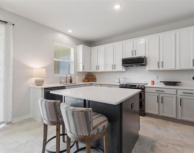 1501 Woodlark Drive - Photo Thumbnail 5