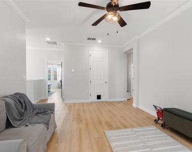 1501 Woodlark Drive - Photo Thumbnail 16