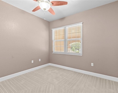 8302 Riverdale Lane - Photo Thumbnail 9