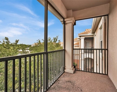 8306 Portofino Drive - Photo Thumbnail 10