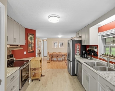 420 Vivar - Photo Thumbnail 3