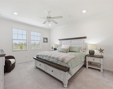 10047 Crooked Creek Drive - Photo Thumbnail 11