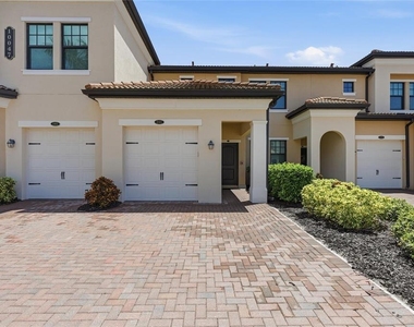 10047 Crooked Creek Drive - Photo Thumbnail 21