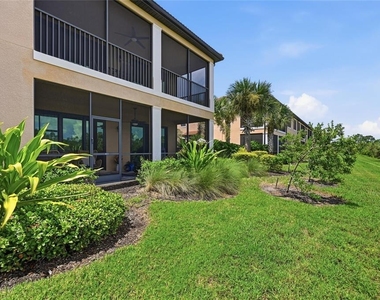10047 Crooked Creek Drive - Photo Thumbnail 20