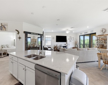 10047 Crooked Creek Drive - Photo Thumbnail 3