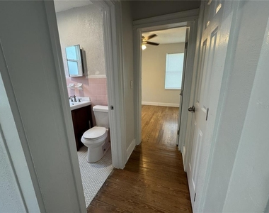 424 Armada Road S - Photo Thumbnail 5