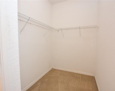 3416 Hilson Drive - Photo Thumbnail 24