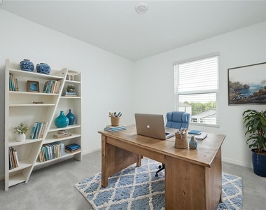 7847 Abagail Drive - Photo Thumbnail 32