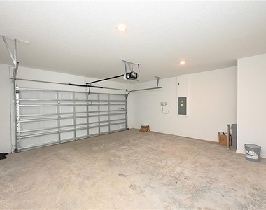 7847 Abagail Drive - Photo Thumbnail 36