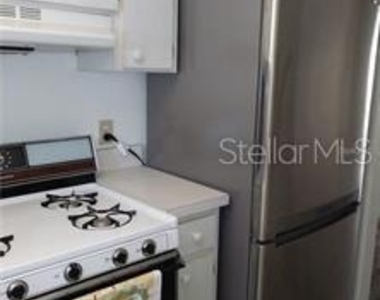 2001 San Marcos Drive Se - Photo Thumbnail 2