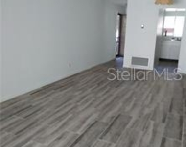 2001 San Marcos Drive Se - Photo Thumbnail 1