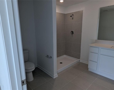2175 Chris Drive - Photo Thumbnail 10