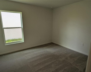 2175 Chris Drive - Photo Thumbnail 13