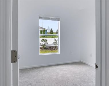 2406 Mckinley Drive - Photo Thumbnail 18