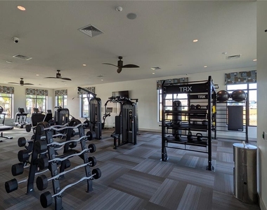 2406 Mckinley Drive - Photo Thumbnail 28