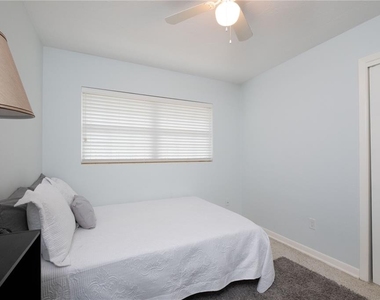 729 Nw 34th Street - Photo Thumbnail 19