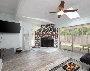 729 Nw 34th Street - Photo Thumbnail 5