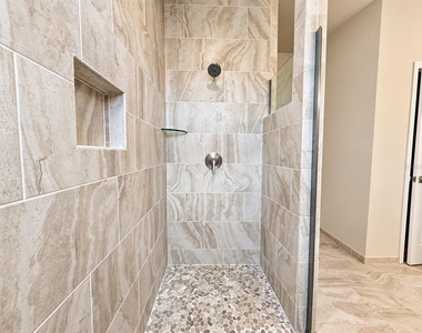 6737 Sw 13th Lane - Photo Thumbnail 13