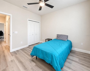 6737 Sw 13th Lane - Photo Thumbnail 12