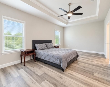 6737 Sw 13th Lane - Photo Thumbnail 9