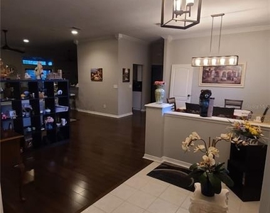 7515 Sw 22nd Avenue - Photo Thumbnail 5