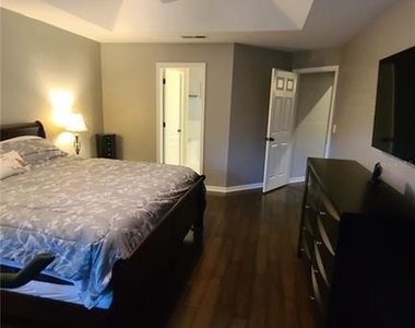 7515 Sw 22nd Avenue - Photo Thumbnail 17