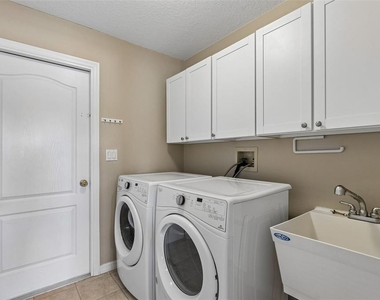 11230 Lake Katherine Circle - Photo Thumbnail 17