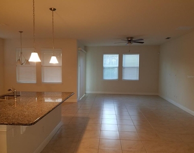 14638 Trapper  Rd - Photo Thumbnail 2