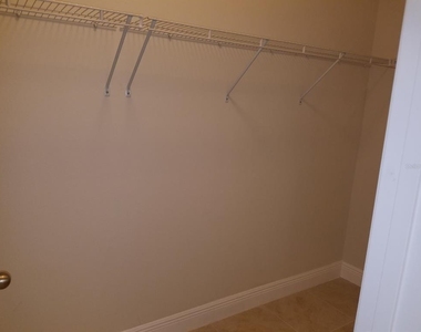 14638 Trapper  Rd - Photo Thumbnail 13