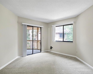 14 Oakmont Court - Photo Thumbnail 22