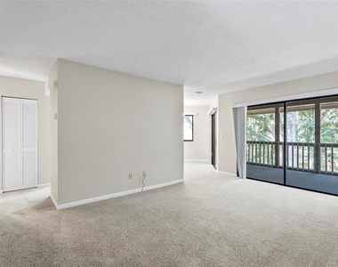 14 Oakmont Court - Photo Thumbnail 3