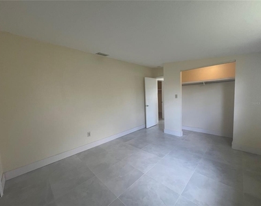 21923 Buxton Avenue - Photo Thumbnail 20