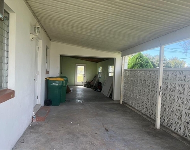 21923 Buxton Avenue - Photo Thumbnail 23